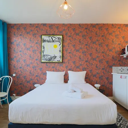 Ws Champs Elysees - Ponthieu * باريس