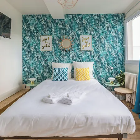 Ws Champs Elysees - Ponthieu パリ